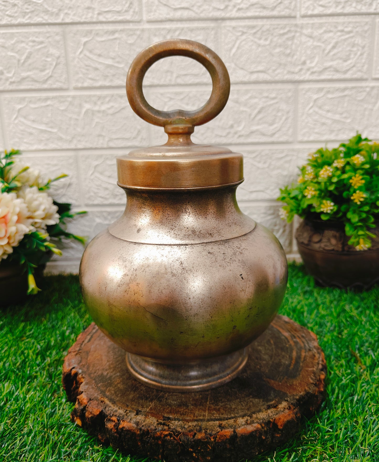 Antique Bronze Rare Kamandal - Gangajal Kalash
