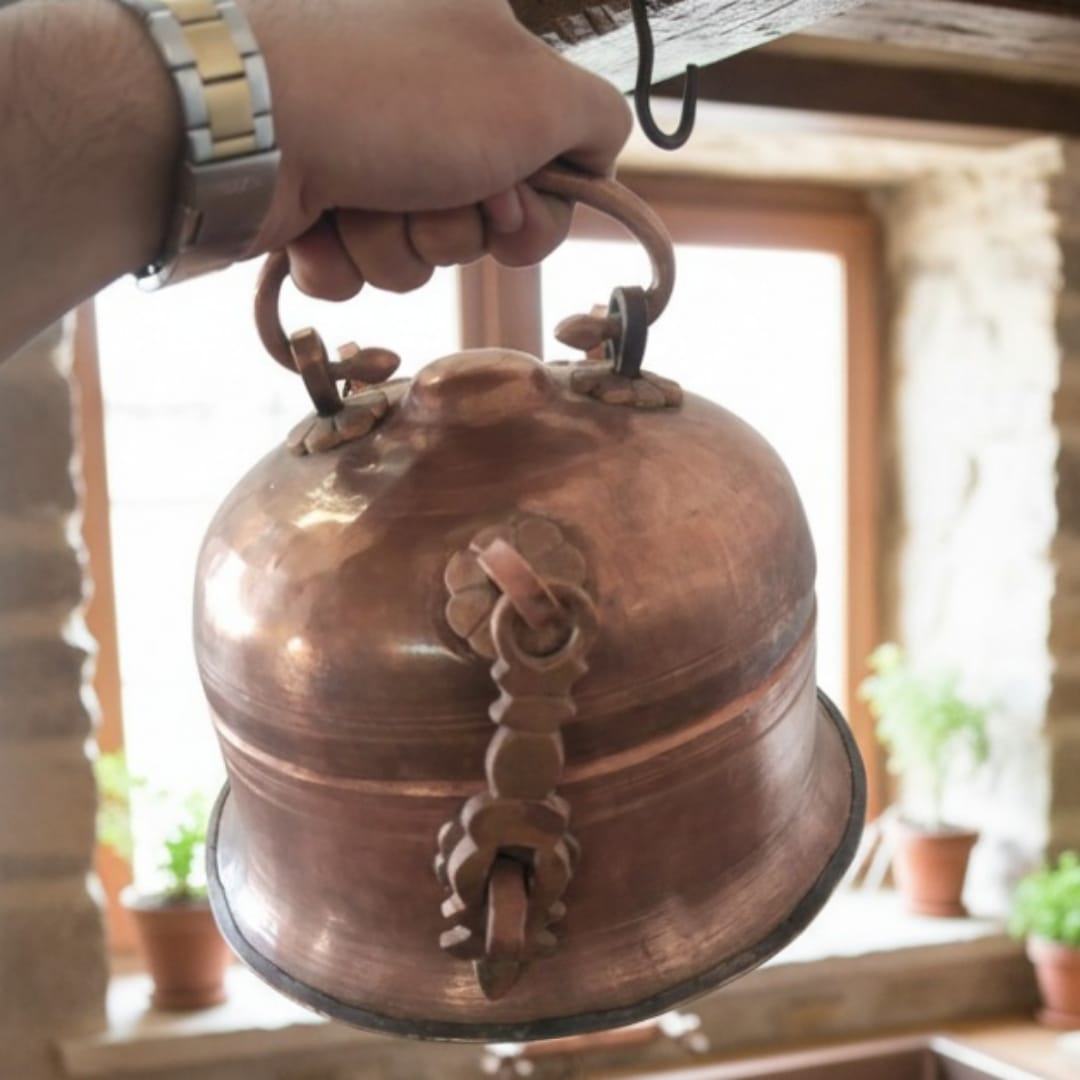 1982 Antique Copper Paan Dabba | Traditional Copper Beatle Box