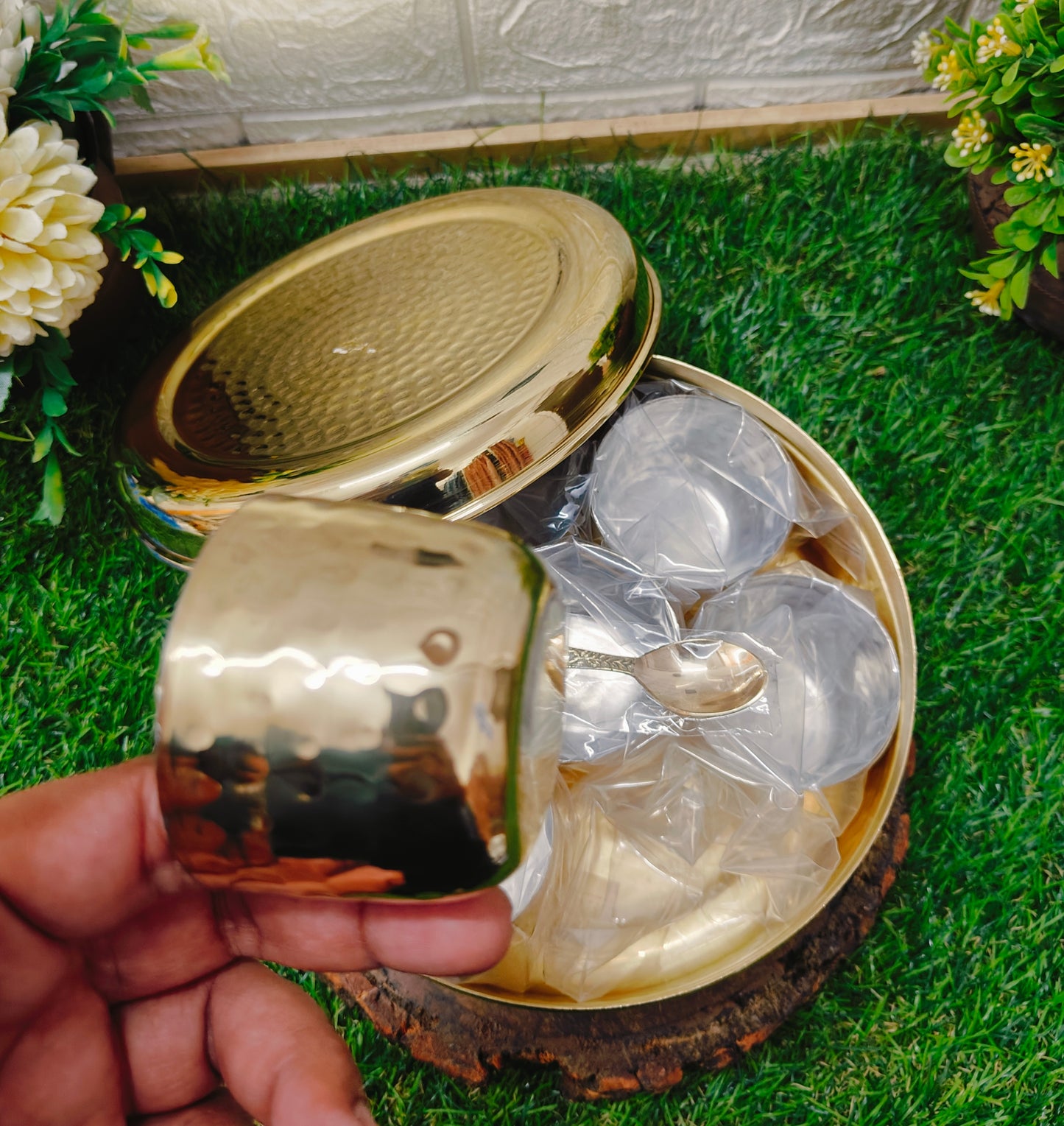 Brand New Brass Spice Box | Bombay Antiques Manufactured | Vintage Style Masala Dabba | Masala Dani for Storage | Kitchen Utensil