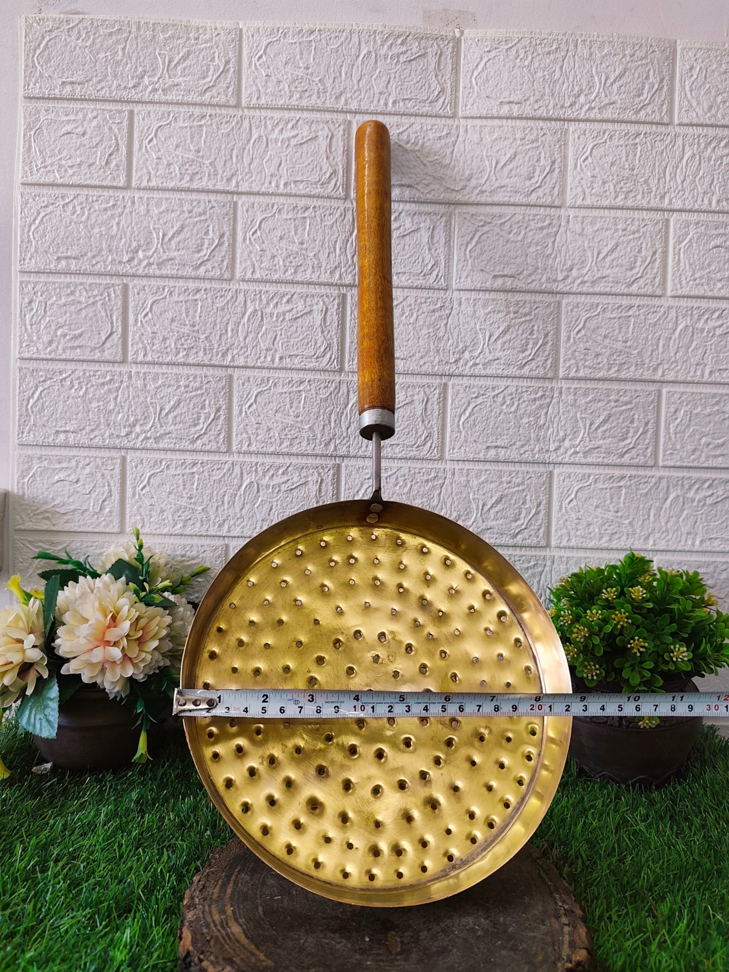 Antique Brass Jalebi Maker | with Wooden Handle | Kitchen Utensil | Spatula for Deep Fry - Bombay Antiques