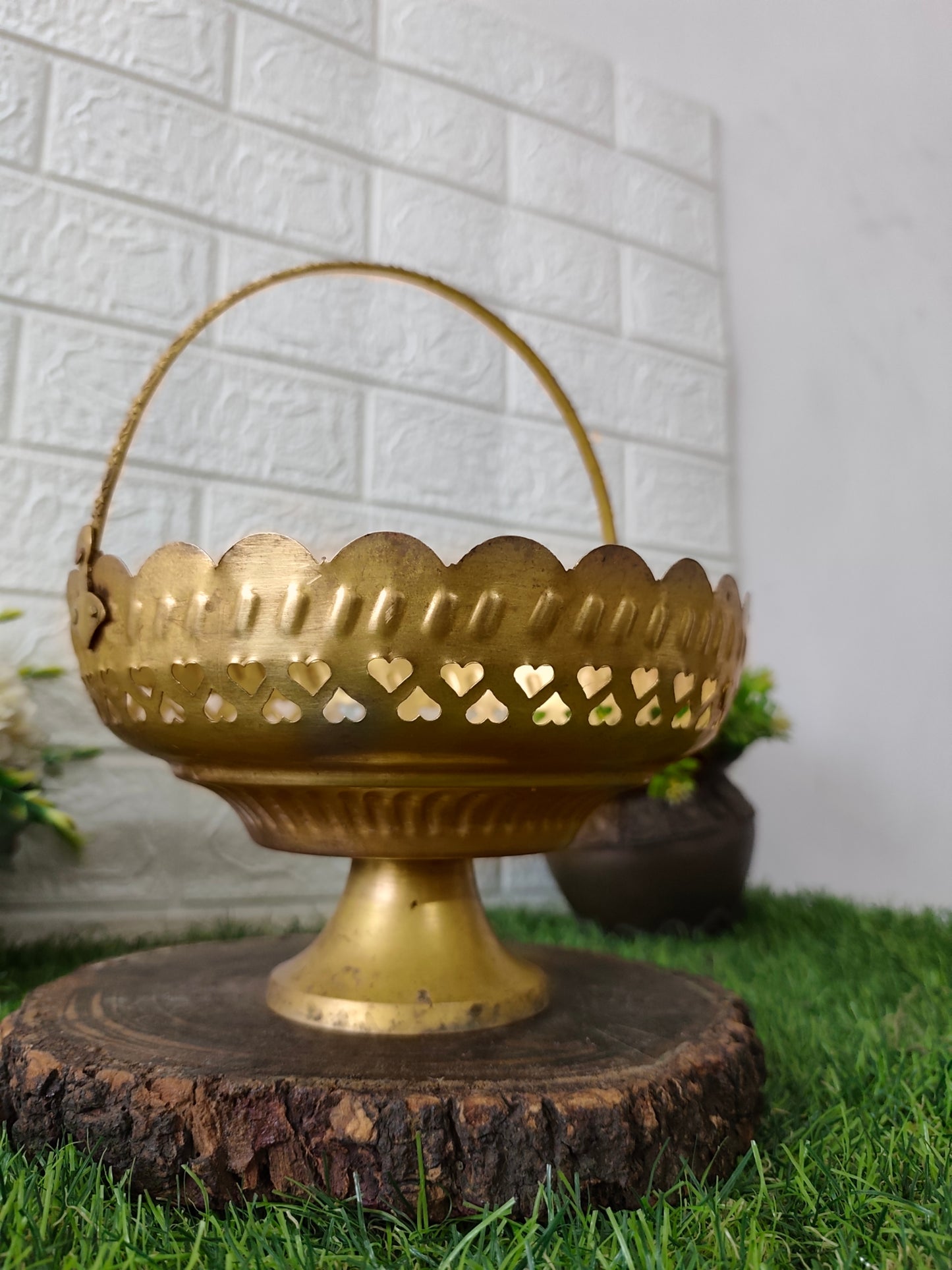 Antique Brass Padi - Basket