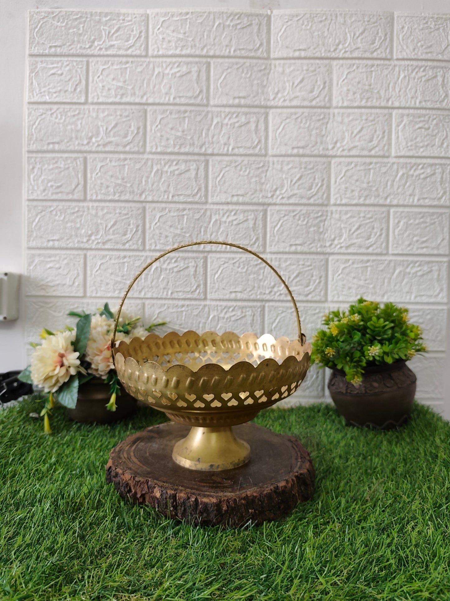 Antique Brass Padi - Basket