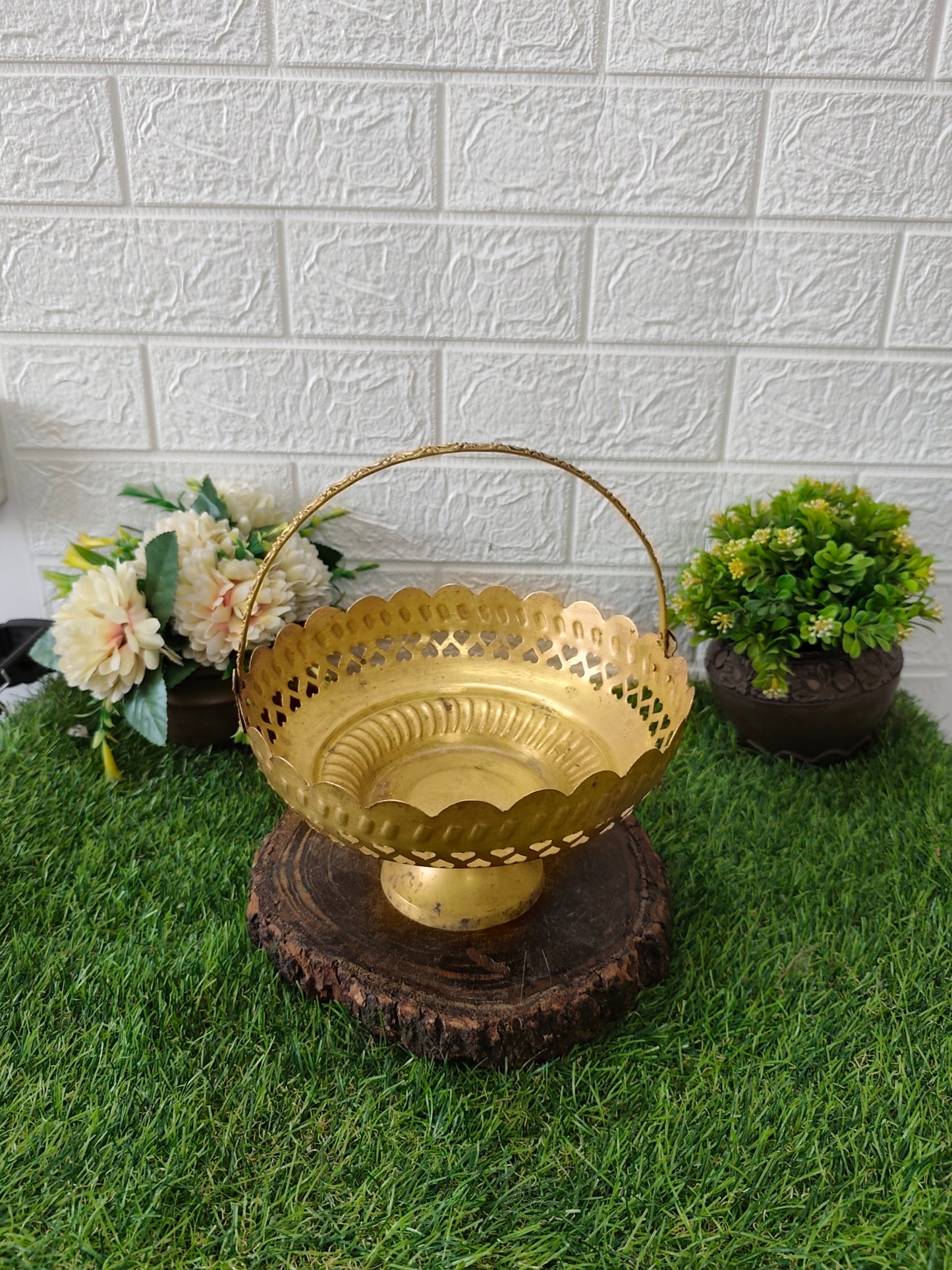 Antique Brass Padi - Basket