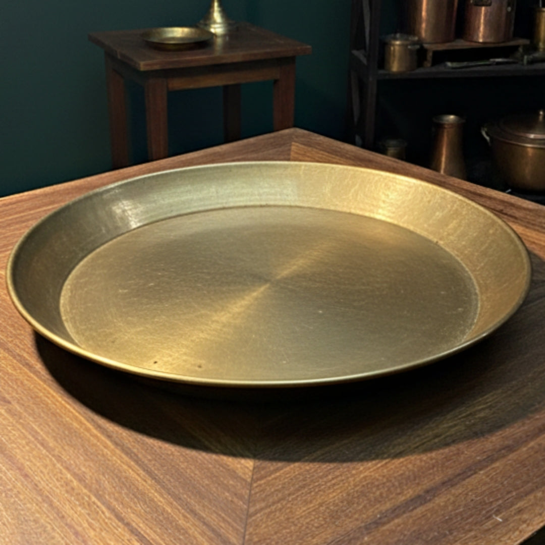 1977 Antique Bronze Paraat | Traditional Kitchen & Decor Piece