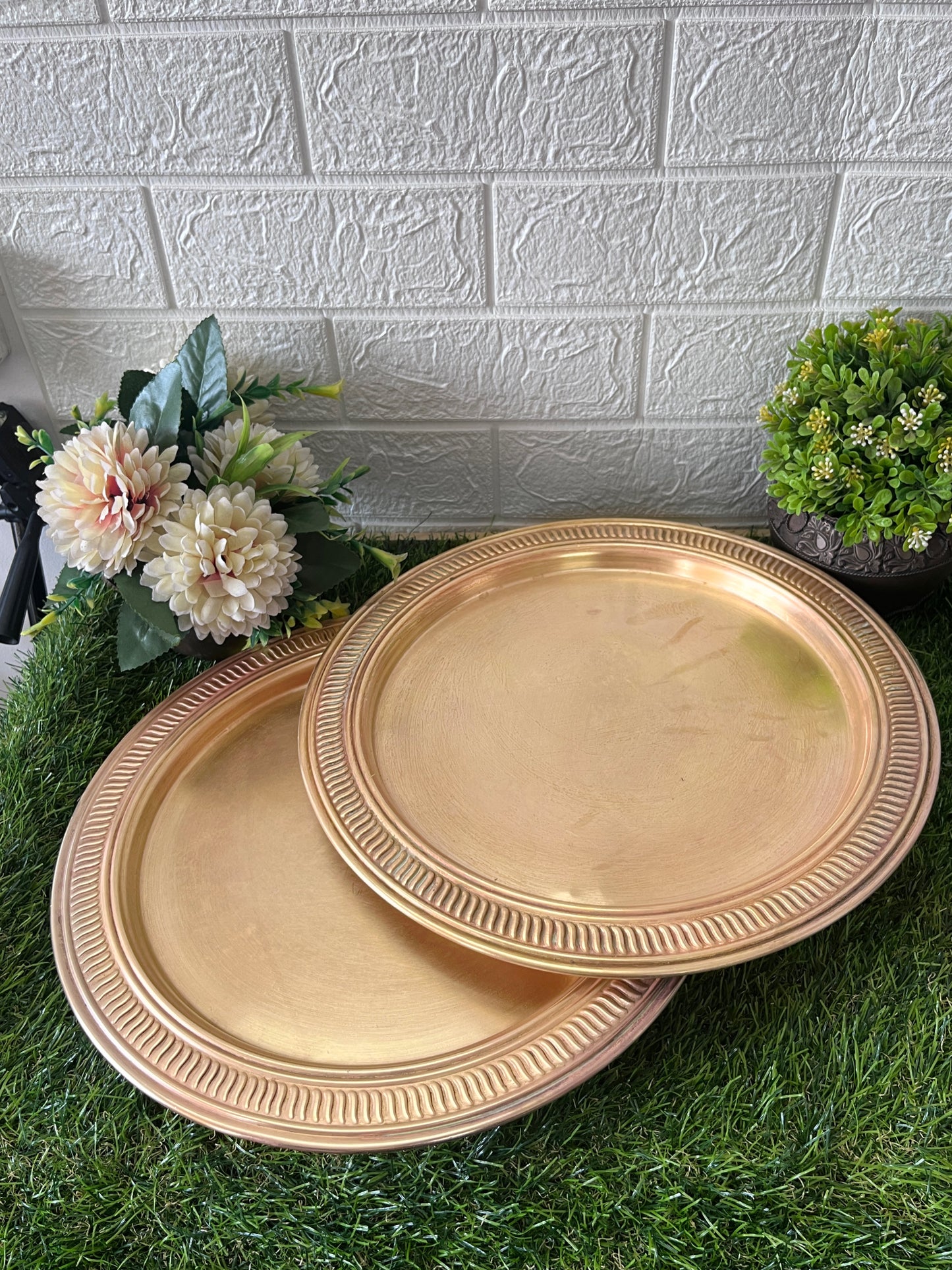 Brass Plates In Pair - Antique Plates In Pair