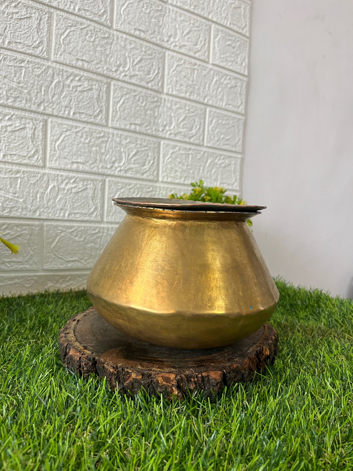 Antique Brass Small Cooking Handi with Lid