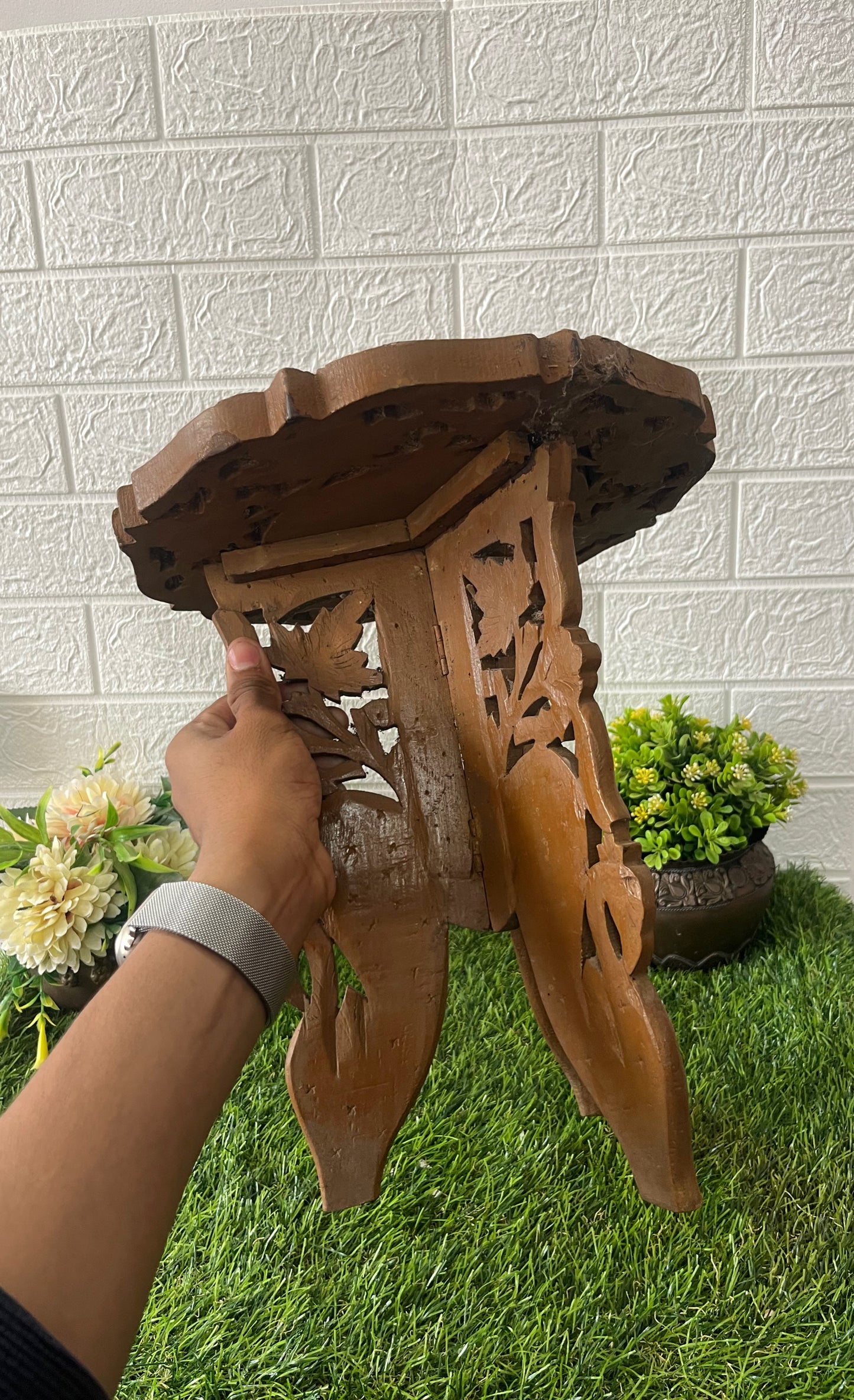 Antique Wooden Kashmiri Table With Flower Vase