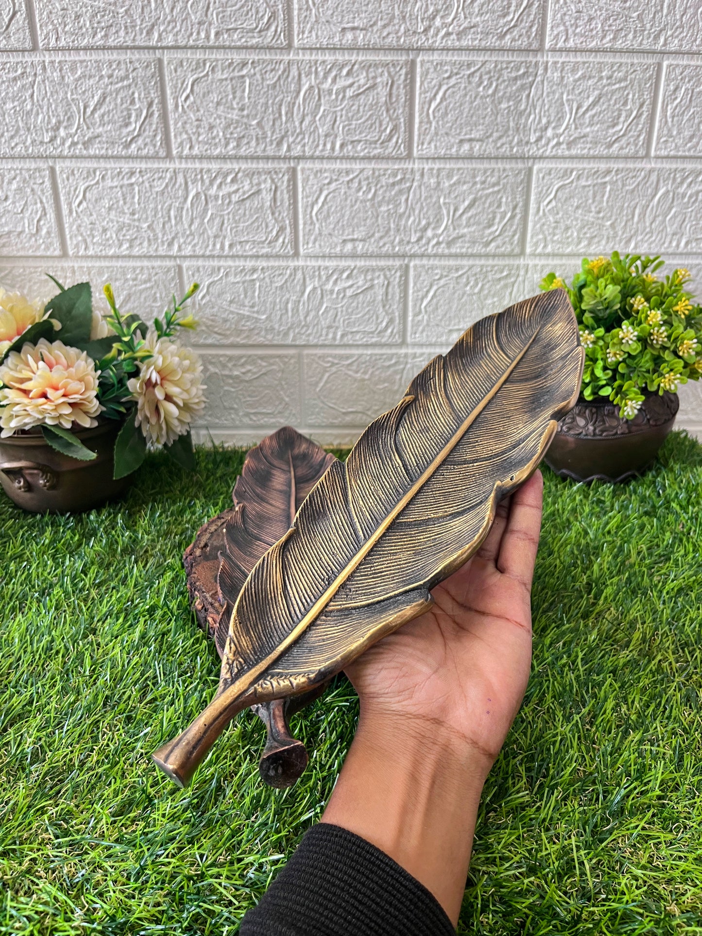 Brass Leafs In Pair - Antique Decor - Serving Item