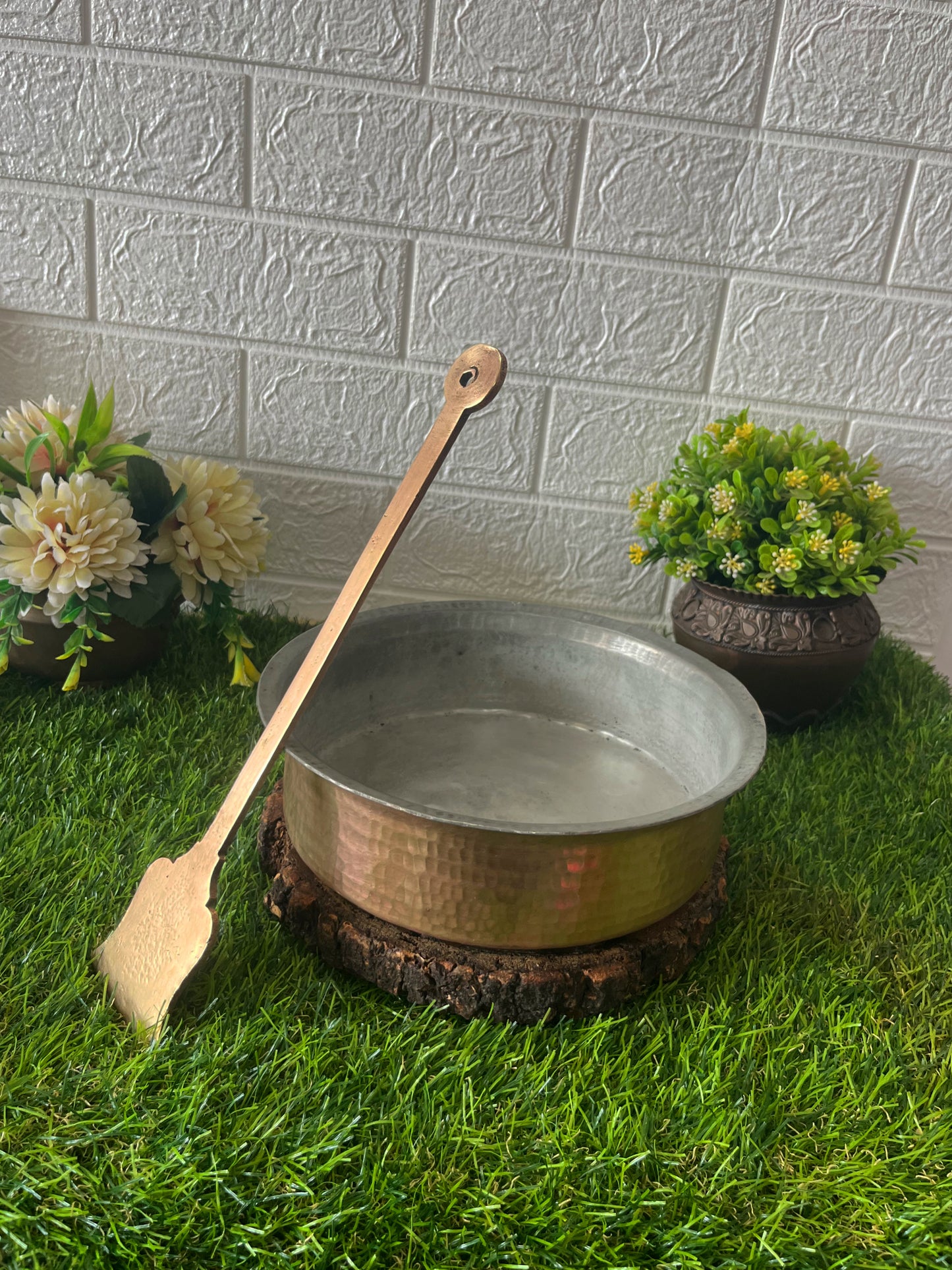 Antique Brass Langadi With Ladle