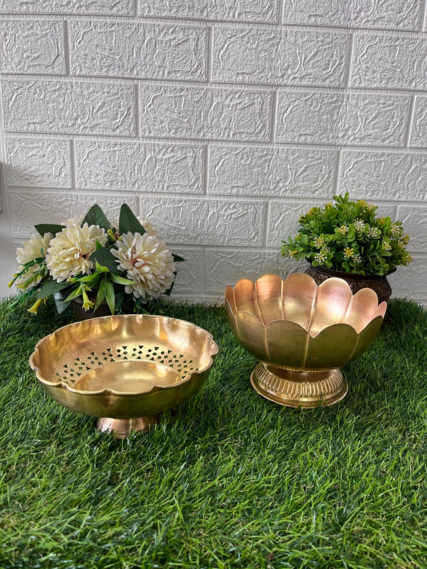 Brass Fruit Bowl In Pair - Antique Serving Item