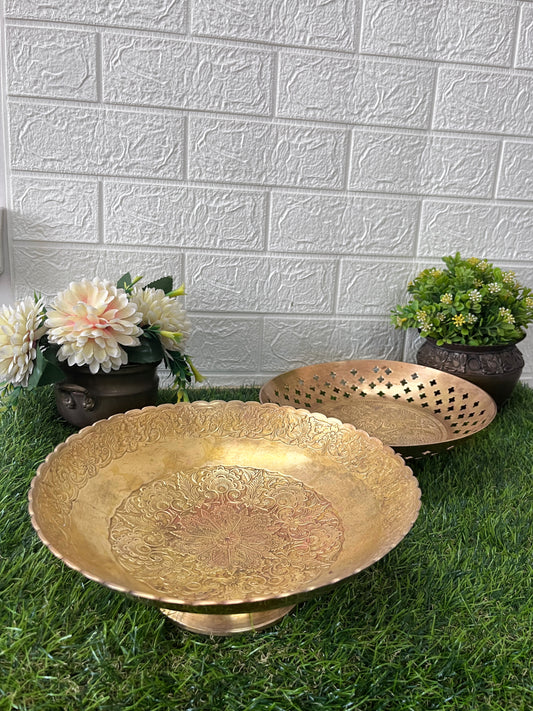 Brass Big Fruit Bowls In Pair - Antique Serving Item