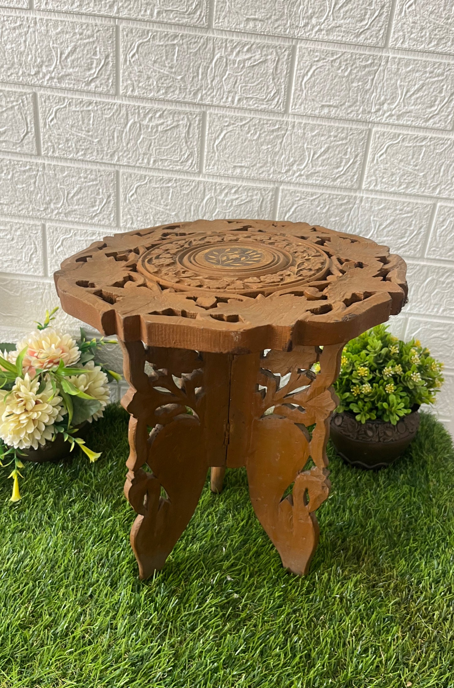 Antique Wooden Kashmiri Table With Flower Vase