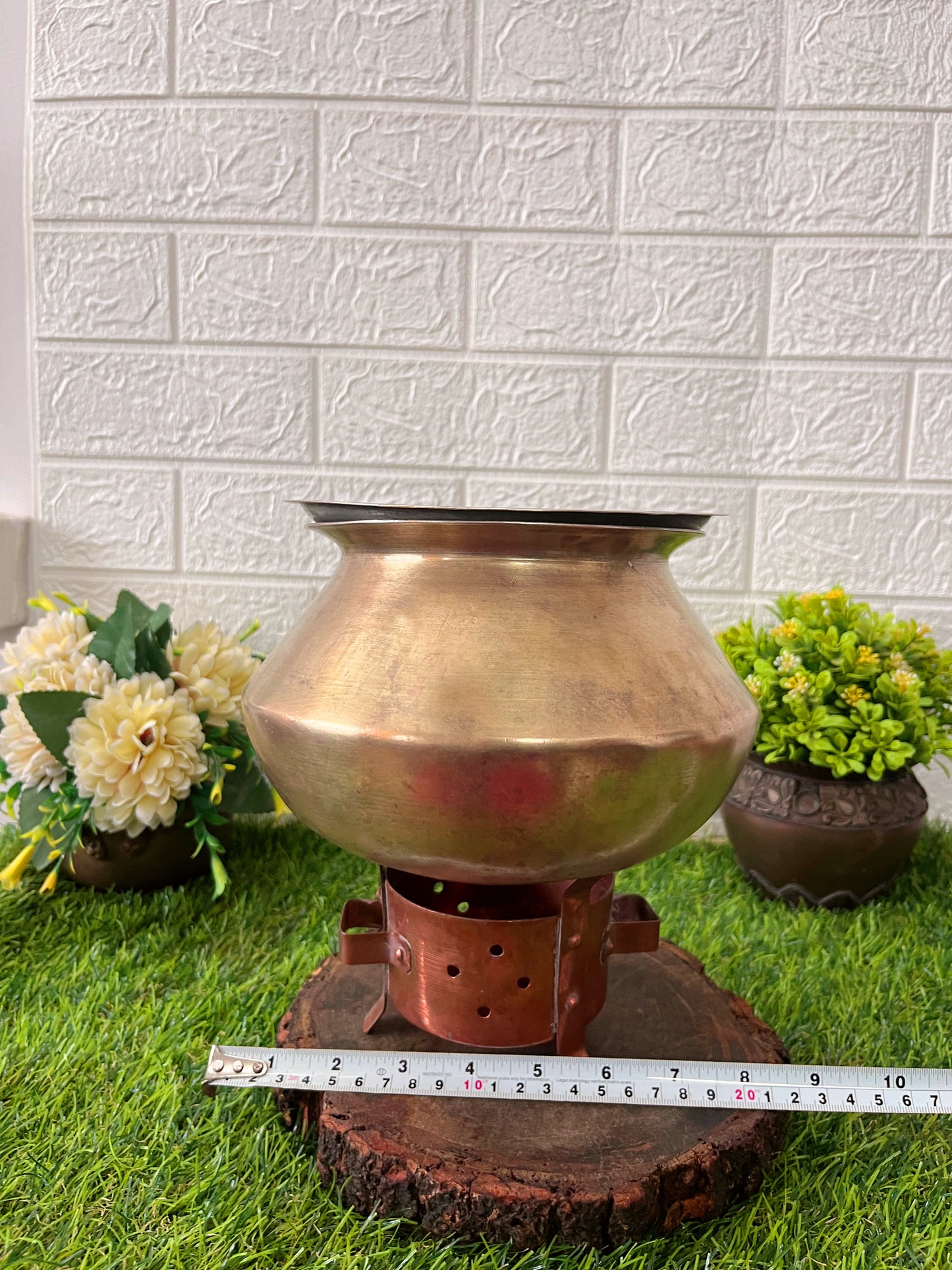 Brass Small Deg With Lid And Burner - Antique Cooking Items