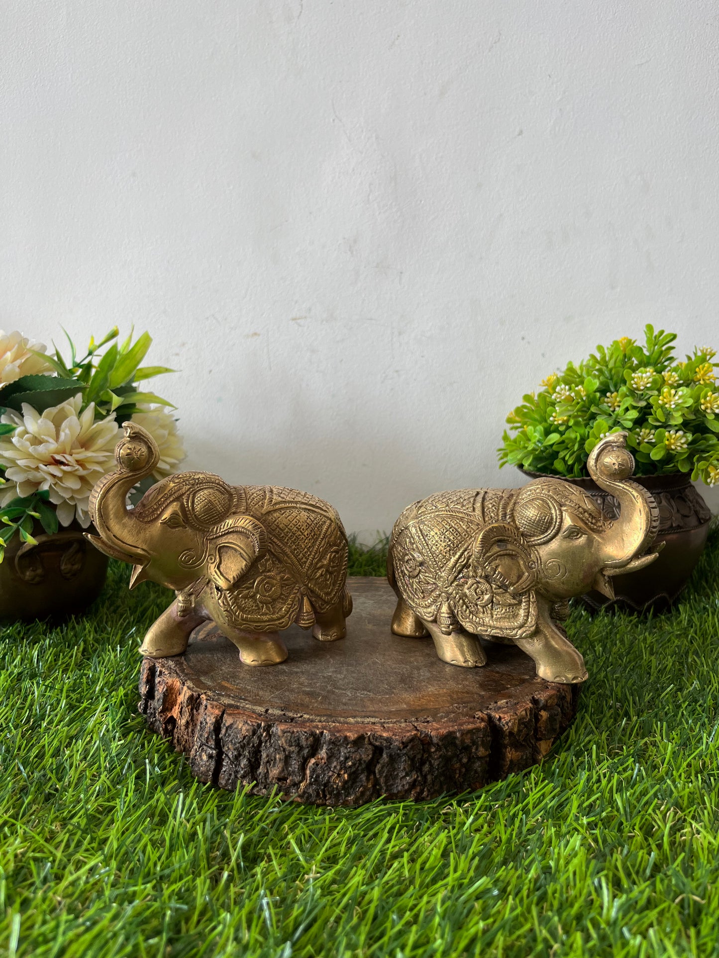 Brass Big Elephant - Engraved Antique Pair