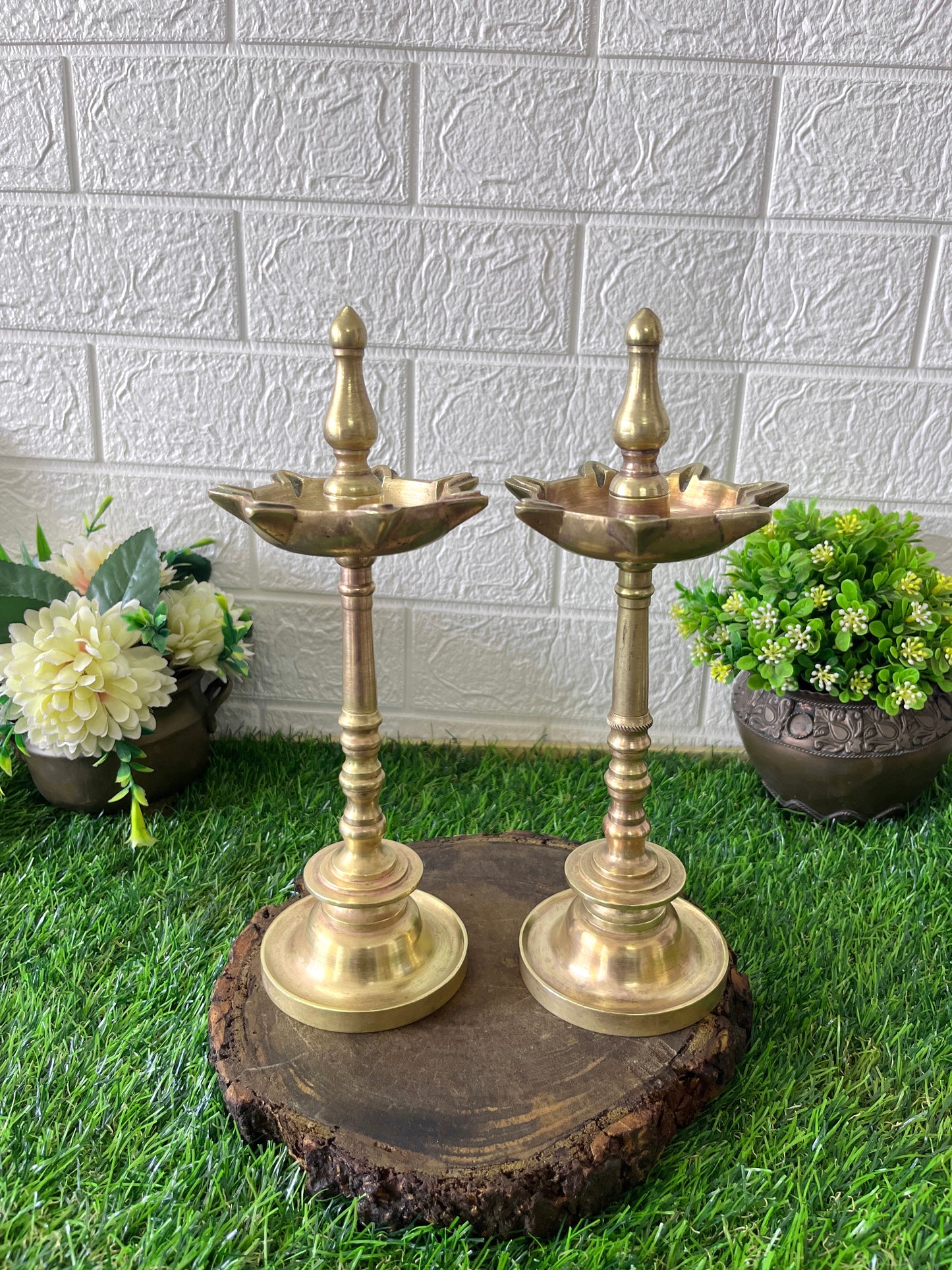 Brass Samay In Pair - Antique Brass 1972 Small Samay In Pair