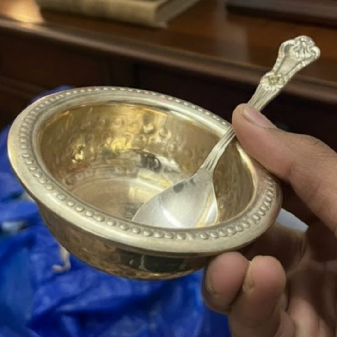 1990 Antique Brass Dinner Plate Set | Traditional Indian Thali Service with Bowls - Bombay Antiques