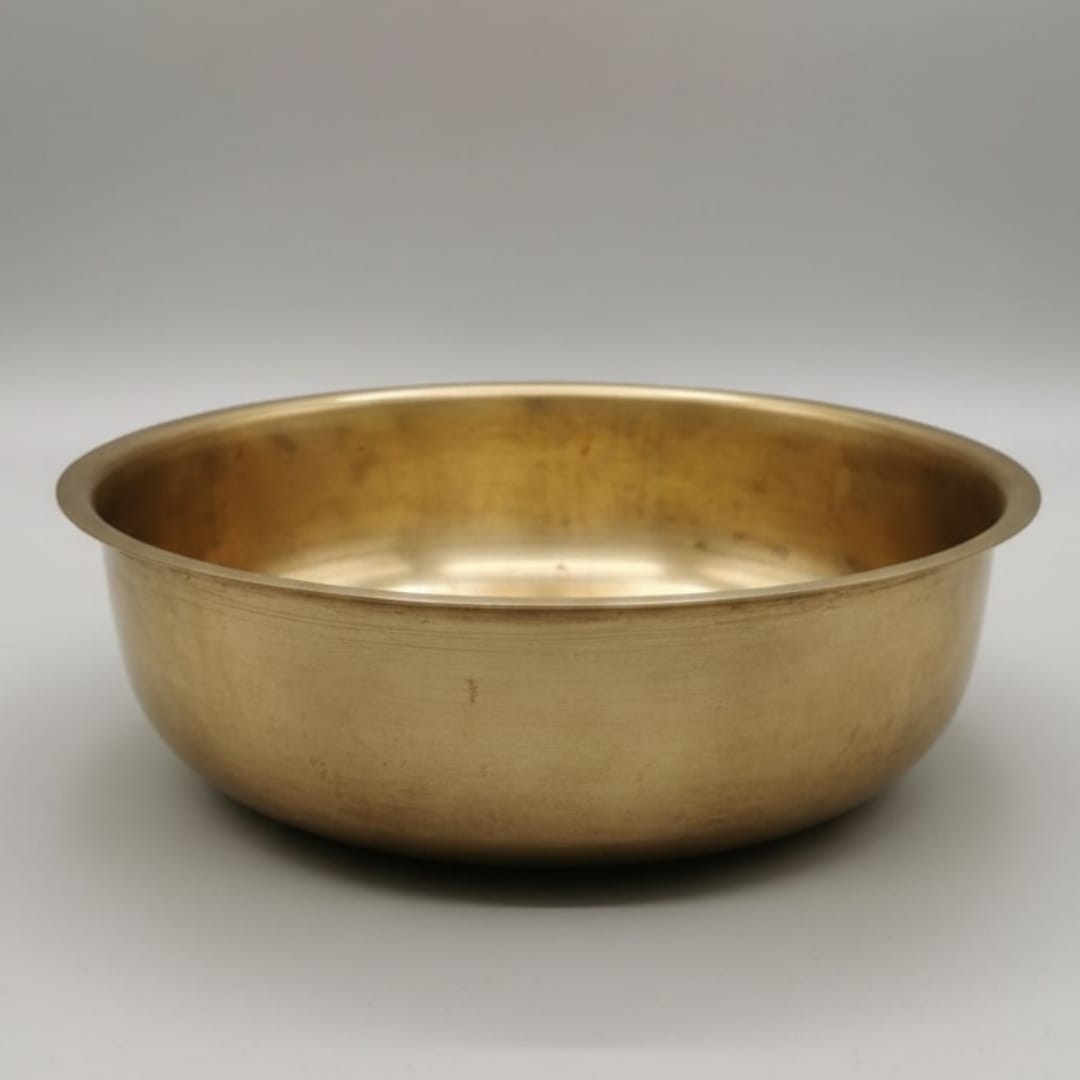 1974 Antique Brass Wide Serving Bowl | 12.8 Inch Deep Utility Paraat Style Bowl - Bombay Antiques