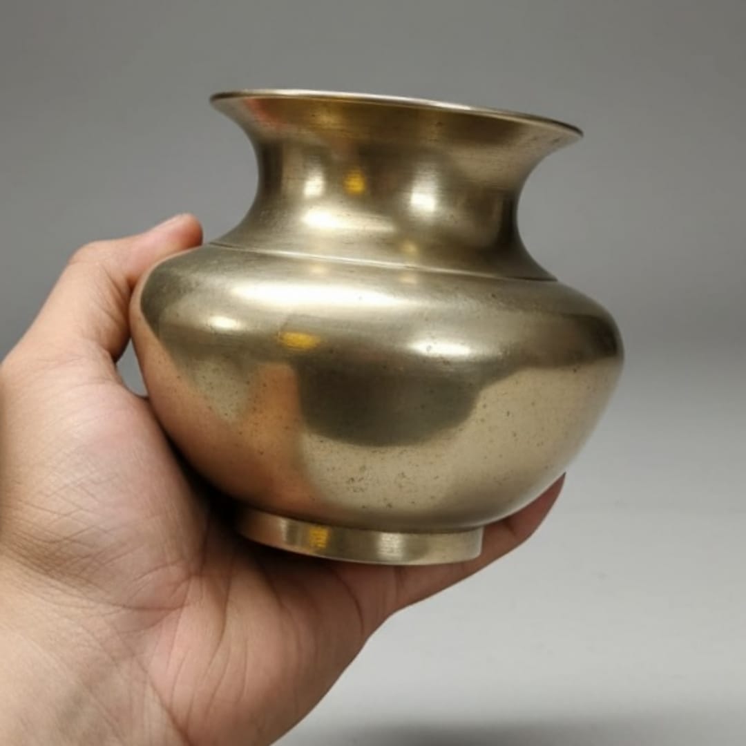 1976 Antique Brass and Bronze Kalash in Pair | Coordinated Dual-Tone Decorative Vessels - Bombay Antiques