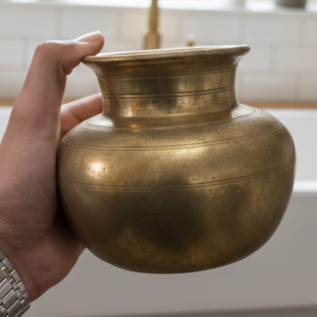 1979 Antique Brass Kalash | Compact Brass Storage & Pouring Vessel - Bombay Antiques