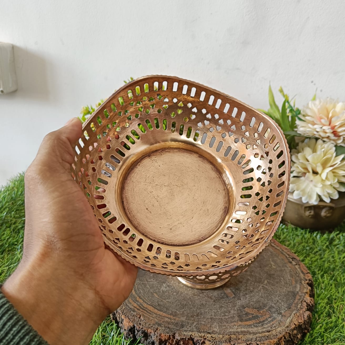 Vintage Brass Fruit Bowl In Pair 🔥