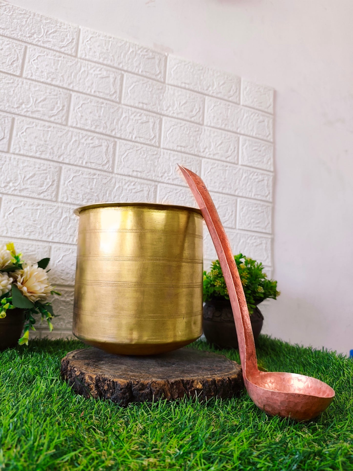 Antique Brass Long Shape Cooking Bowl with Copper Ladle