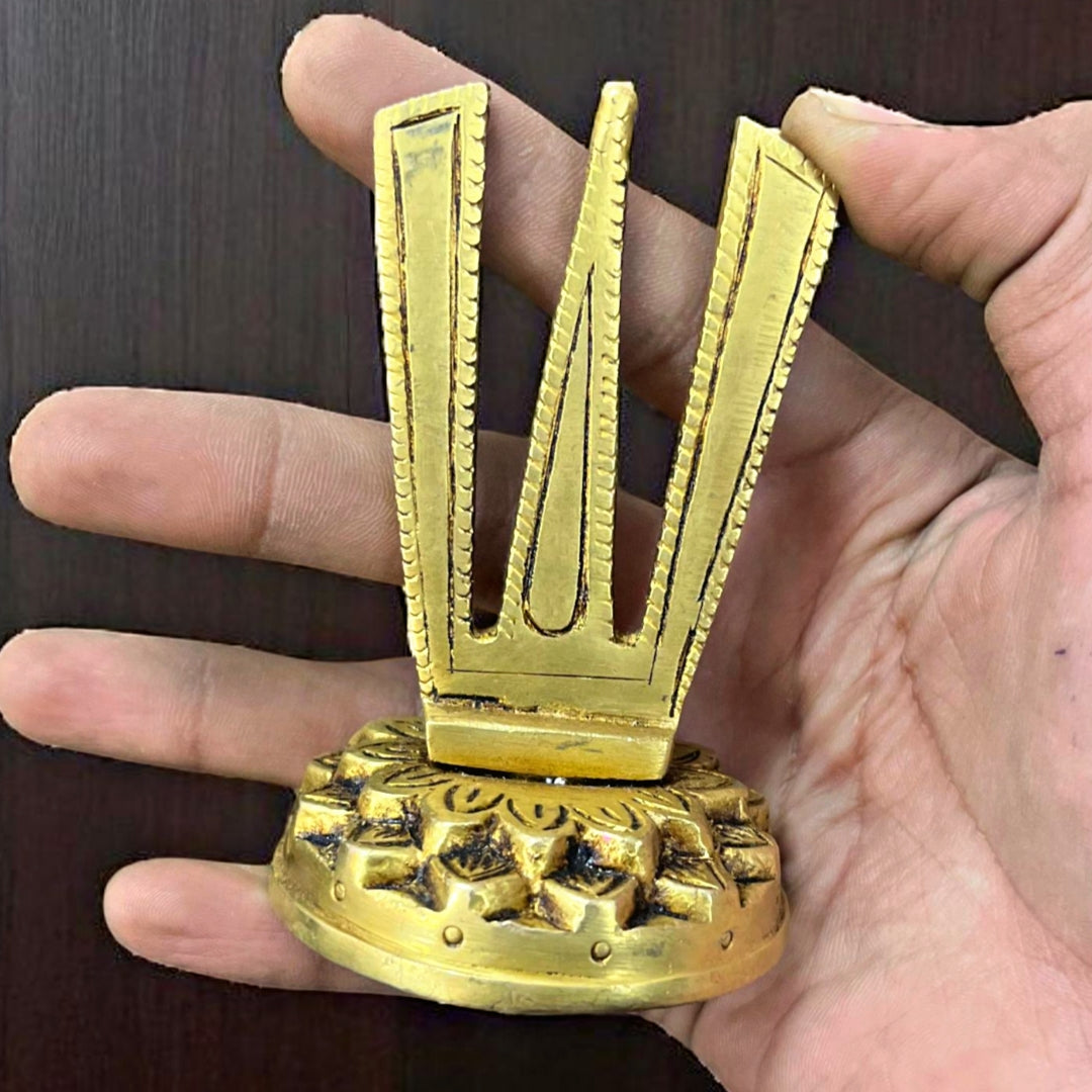 Antique Brass Shankh Chakra Tilak Set| Pital Traditional Decor Set