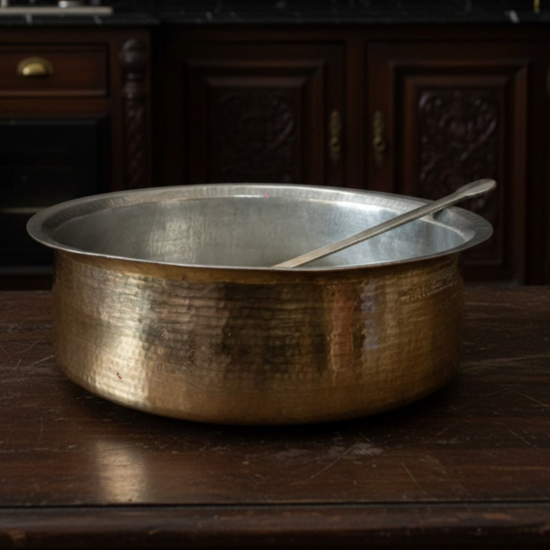 1961 Brass Biryani Deg | Classic Pital Kitchen Collectible