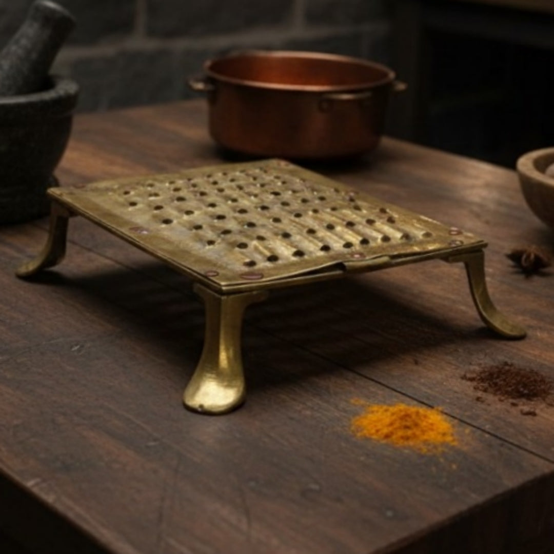 1986 Antique Brass Grater | Traditional Kitchen & Collectible Tool