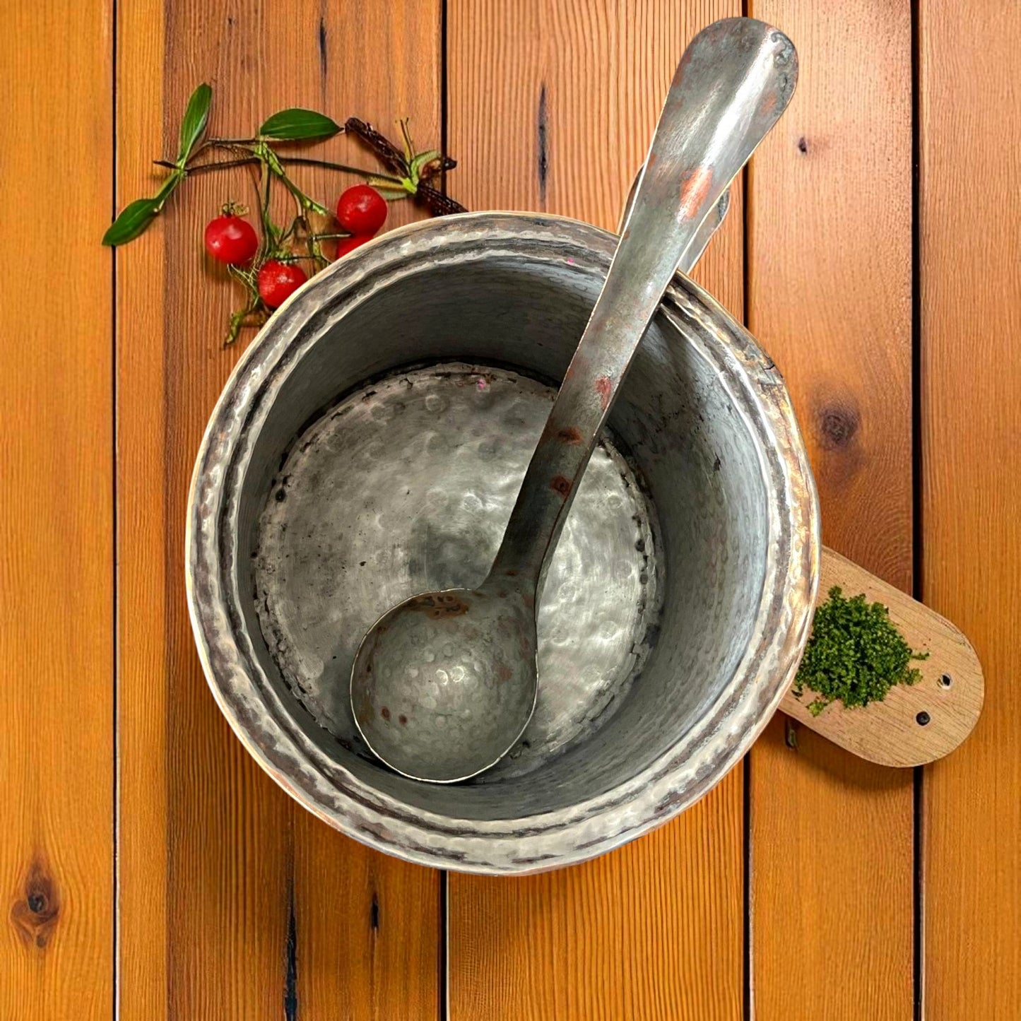 Antique Brass Cooking Bowl with 2L Capacity & Long Ladle | Pital Traditional Gravy Serving Vessel