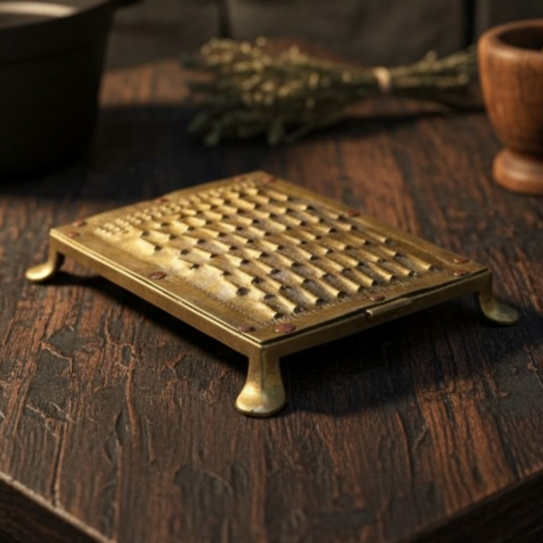 1986 Antique Brass Grater | Traditional Kitchen & Collectible Tool